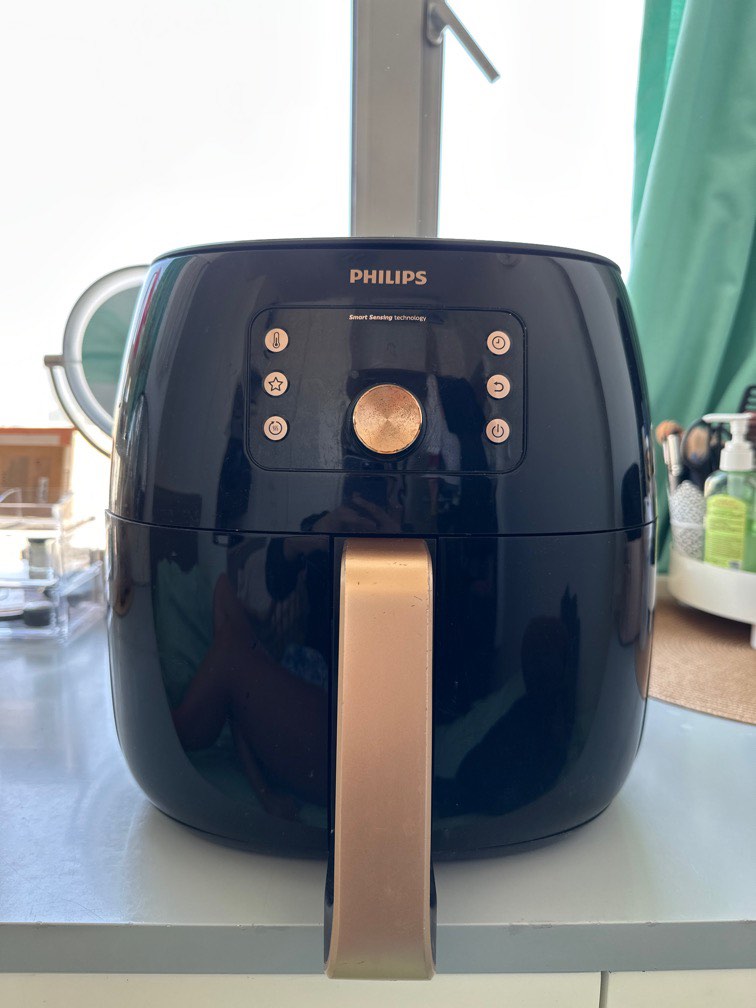 Philips Premium XXL 飛利浦健康空氣炸鍋 HD9860/91, 家庭電器, 廚房電器, 油炸鍋 Carousell