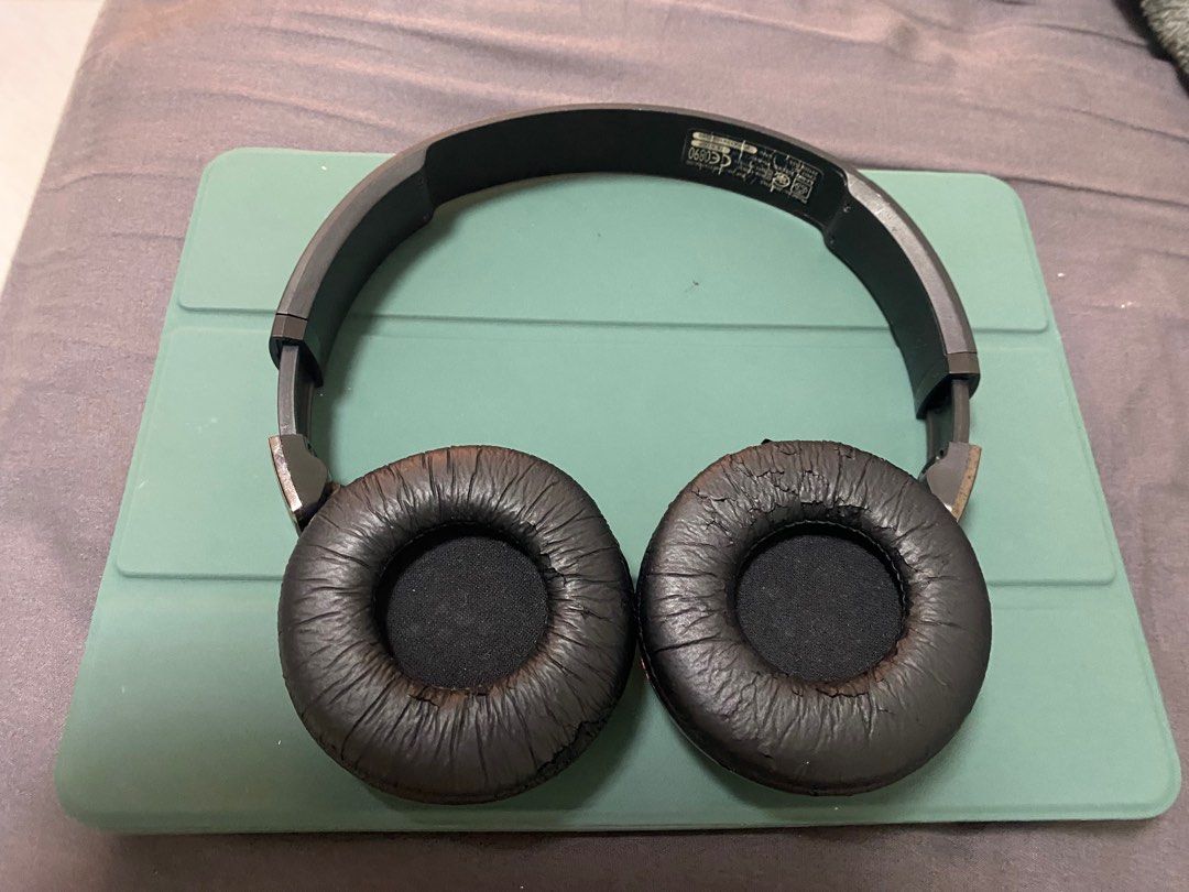 PHILIPS SHB 3165 Wireless Earphones Audio Earphones on Carousell
