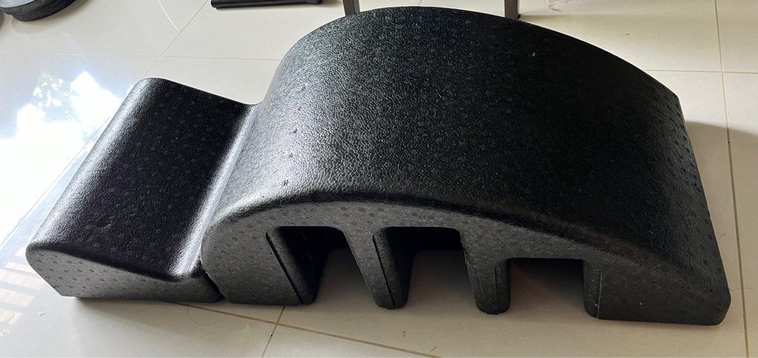 pilates spine corrector (Category: Other Sports Equipment and Supplies) located in Singapore. Submitted by tugs9800 (Listing ID 1218829438, Image 1). Description: bought at $75. need to clear stuff. good condition,its yours for $35.