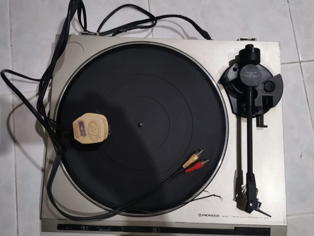 Pioneer Vinyl Player, Audio, Other Audio Equipment on Carousell