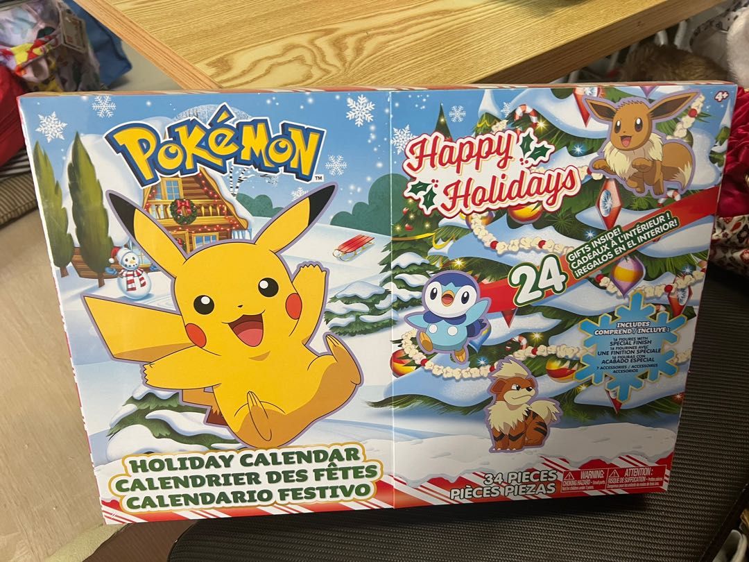 Pokémon holiday Calendar, 興趣及遊戲, 玩具 & 遊戲類 Carousell