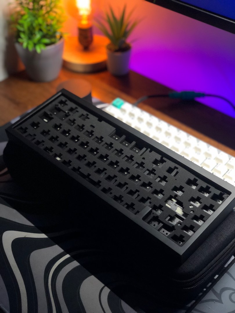 QK65 Black Gold, Computers & Tech, Parts & Accessories, Computer