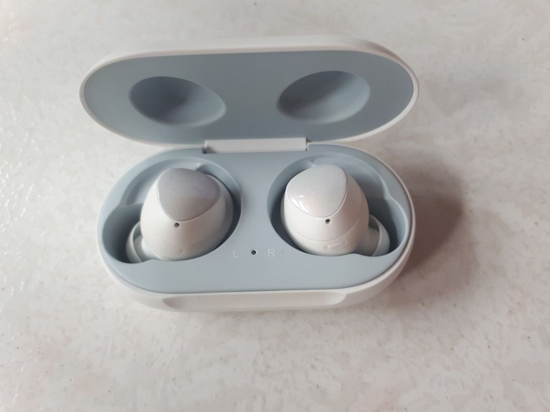 Galaxy buds top smr 170