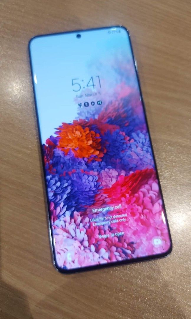 Samsung s20 plus bts edition (Category: Samsung) located in Paranaque City. Submitted by jeremysecr19192 (Listing ID 1218901938, Image 2). Description: Samsung s20plus 5g bts edition 256/12gbram no issue!!! unit and fast charger only 18,000 nego meet up tambo paranaque.