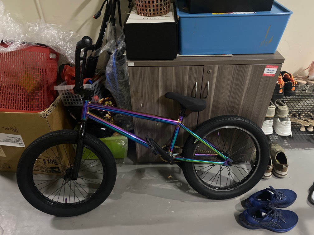 selling BMX, Sports Equipment, Bicycles & Parts, Bicycles on Carousell