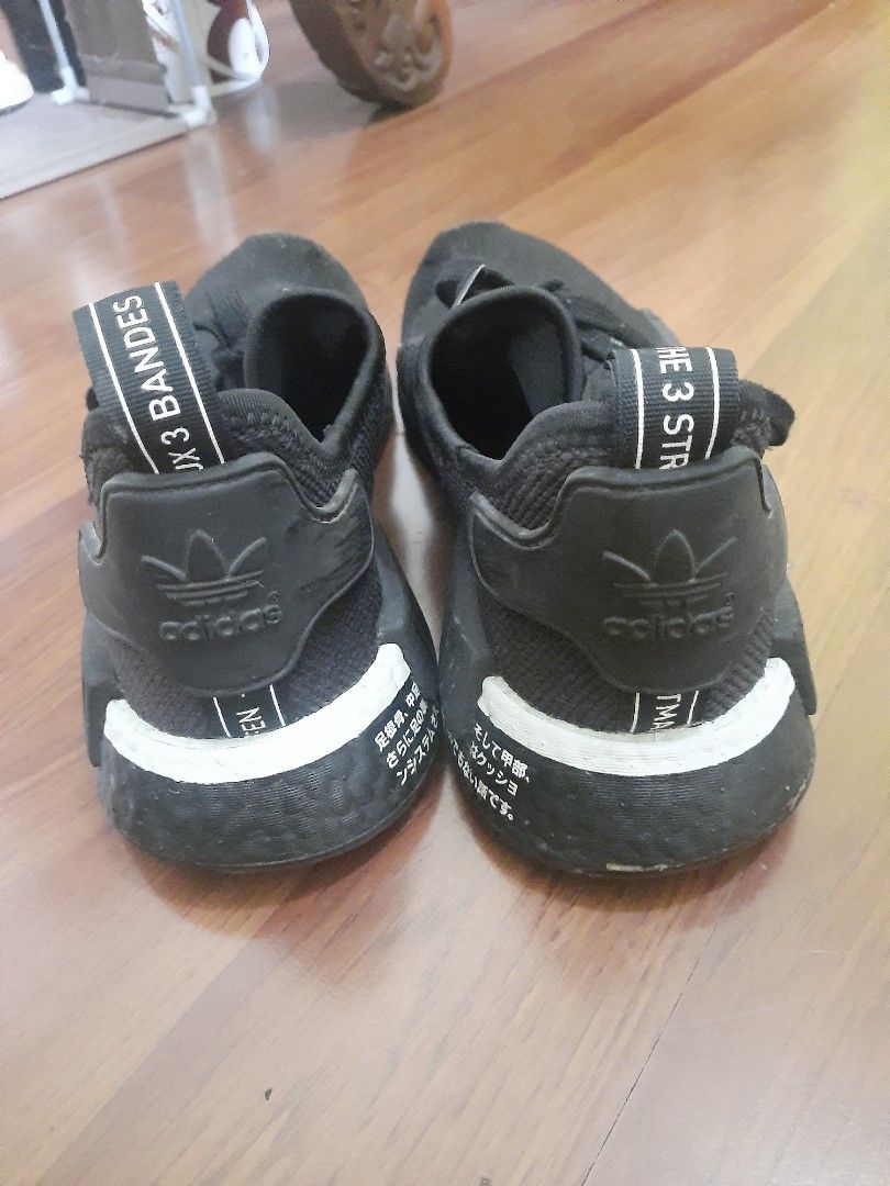 Sepatu Adidas NMD R1 japan core black size US 10 / 44 second original,  Fesyen Pria, Sepatu , Sneakers di Carousell