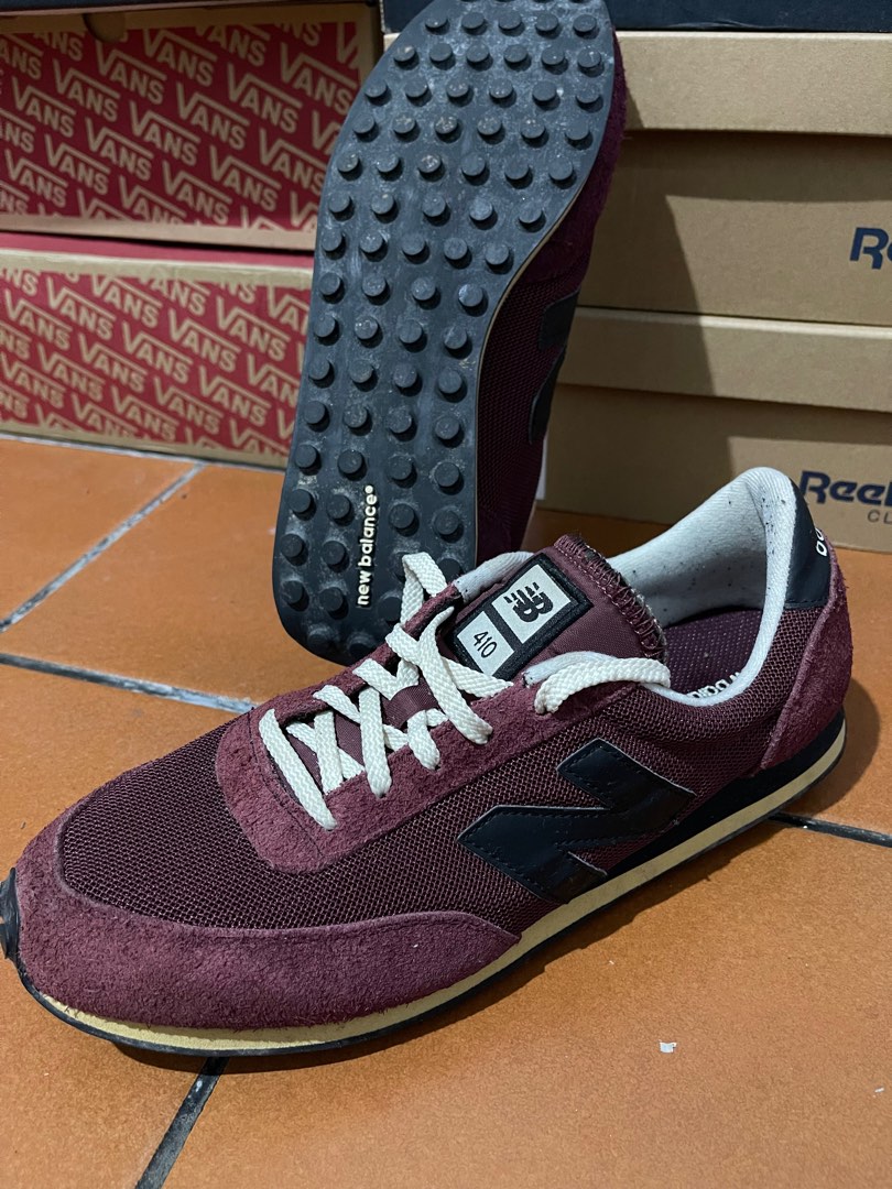 Sepatu nb, Fesyen Pria, Sepatu , Sneakers di Carousell