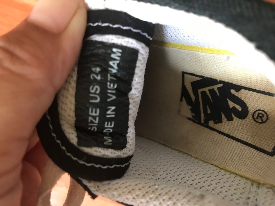 vans 24