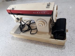 Singer sewing machine Pressomatic