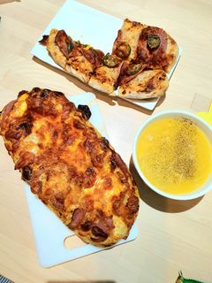 (Category: ) located in . Submitted by Loveforbakes (Listing ID 1218800403, Image 1). Description: .