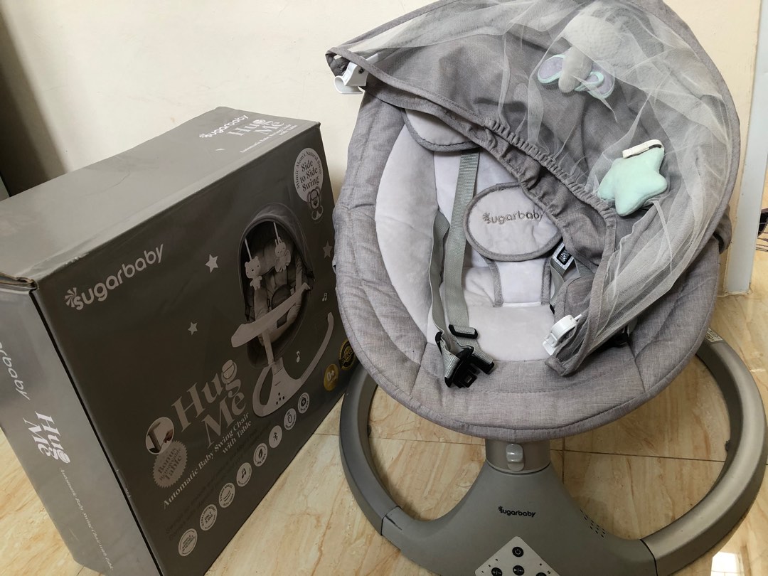 Sugar Baby Hug Me Automatic Baby Swing Chair With Table / Ayunan Bayi