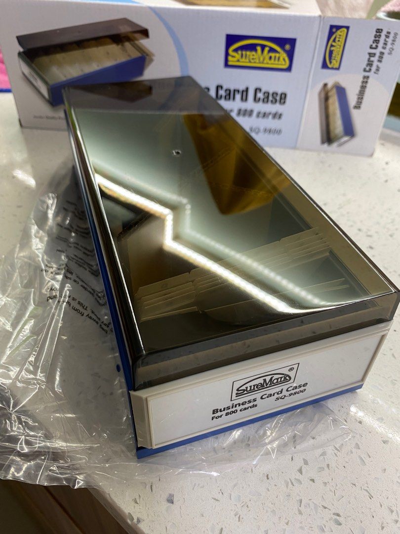 Suremark Name / Business Card Case (800 Namecards), Hobbies & Toys