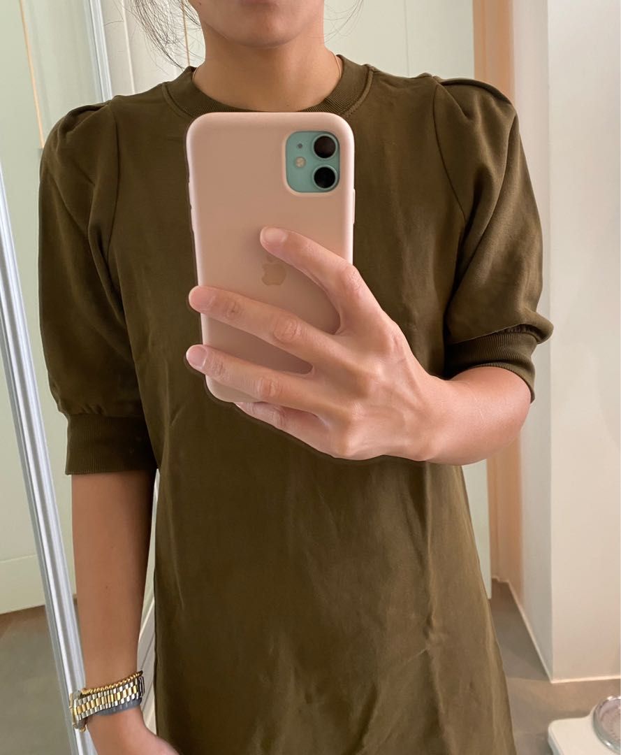 Sweater dress with cute sleeves (Category: Dresses) located in Quezon City. Submitted by lanadt (Listing ID 1218767111, Image 2). Description: H&M sweater dress with french sleeves. Worn once only. Good as new.