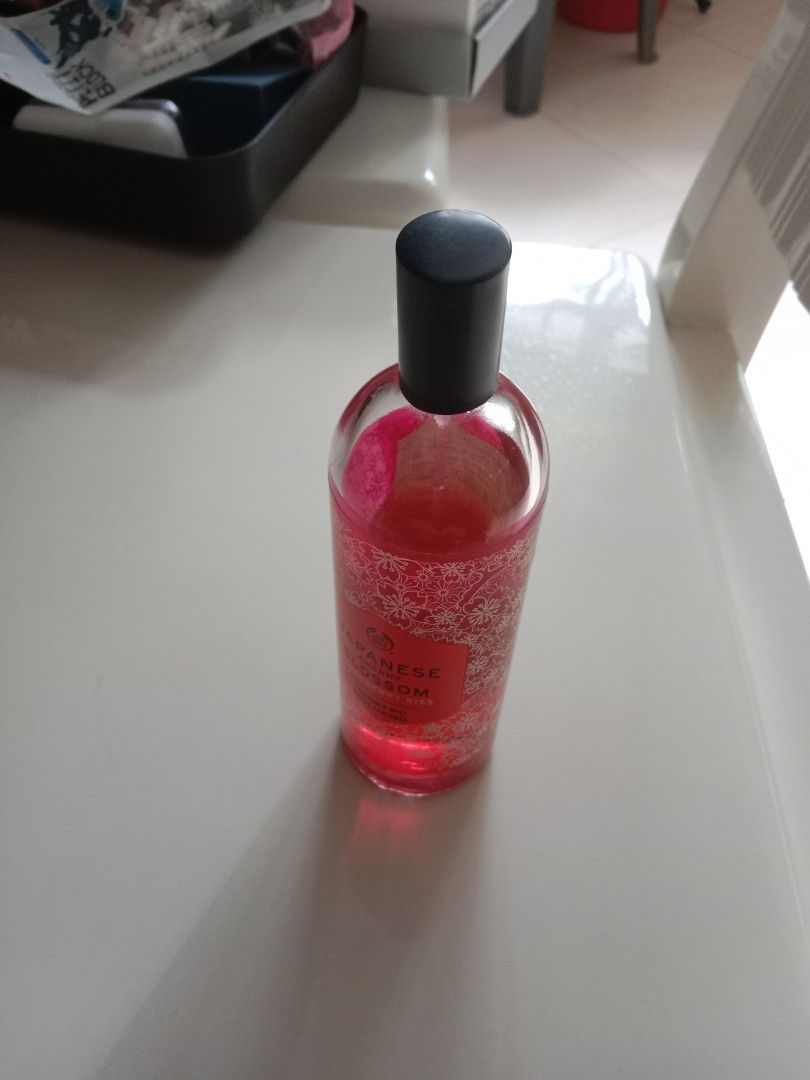 The body shop Japanese cherry blossom perfume, Beauty & Personal Care