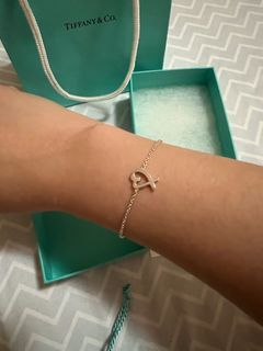 Tiffany &Co. Love heart bracelet