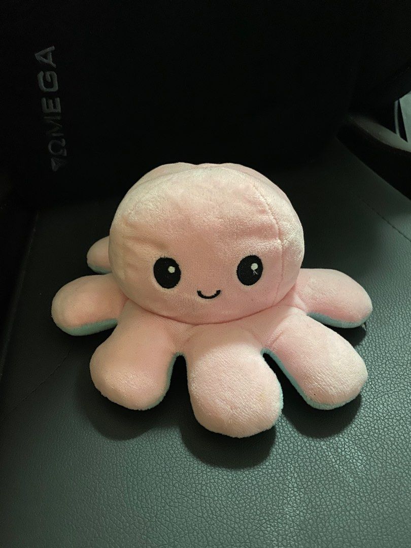 tiktok octopus, Hobbies & Toys, Toys & Games on Carousell