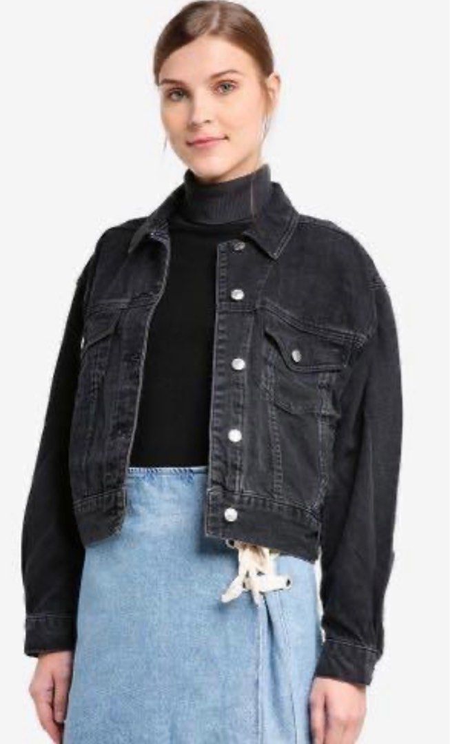 TOPSHOP MOTO CROPPED BLACK DENIM JACKET Women s Fashion Coats