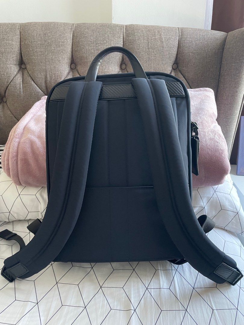 tumi river slim backpack