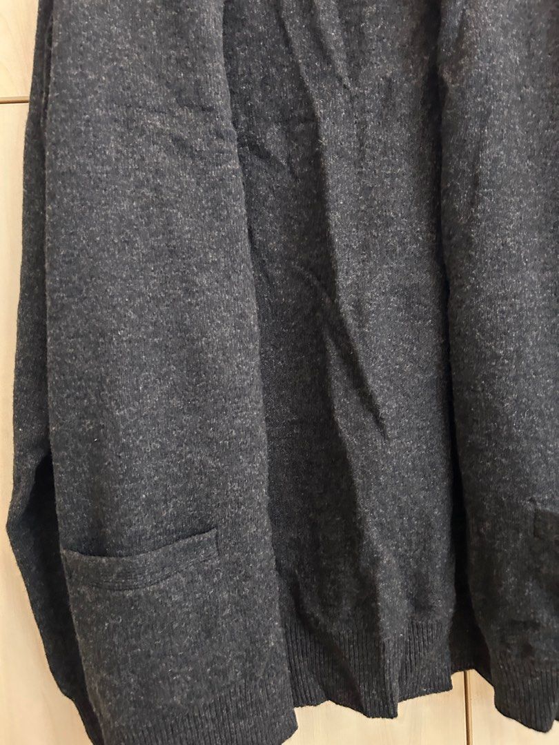 Uniqlo Cardigan, Men's Fashion, Coats, Jackets and Outerwear on Carousell