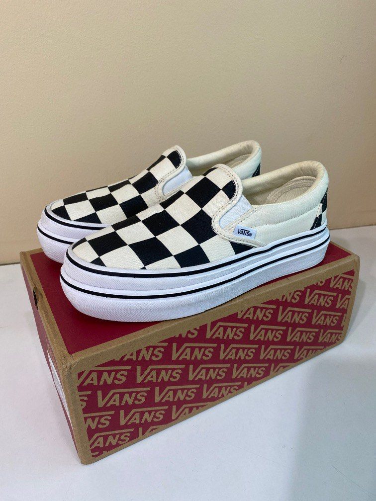 Checkered slip on hotsell vans size 4