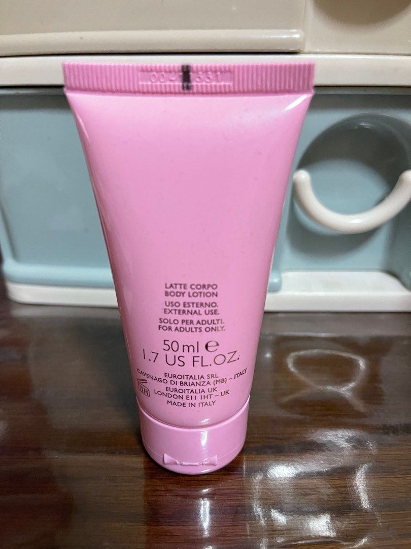 Versace Bright Crystal perfumed body lotion 50ml, Beauty & Personal