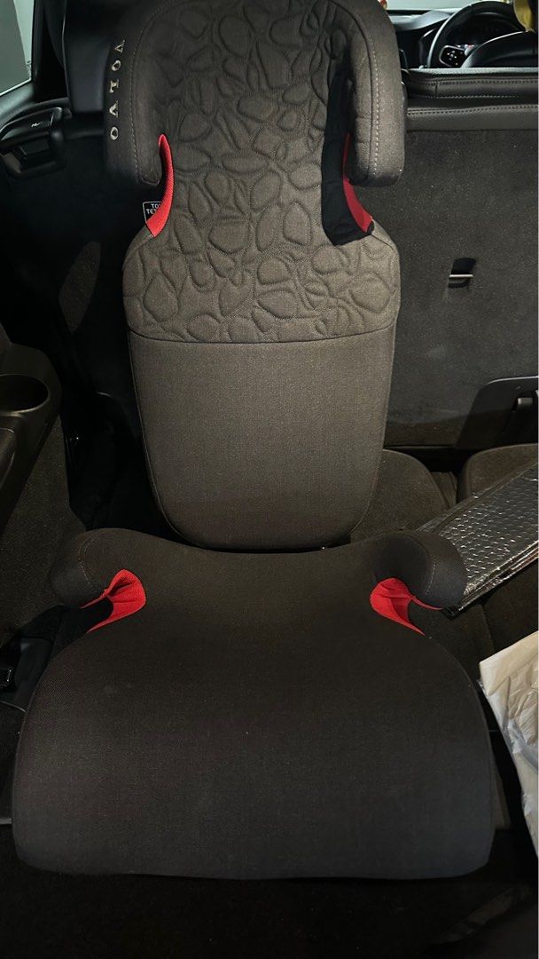 Volvo booster clearance cushion and backrest