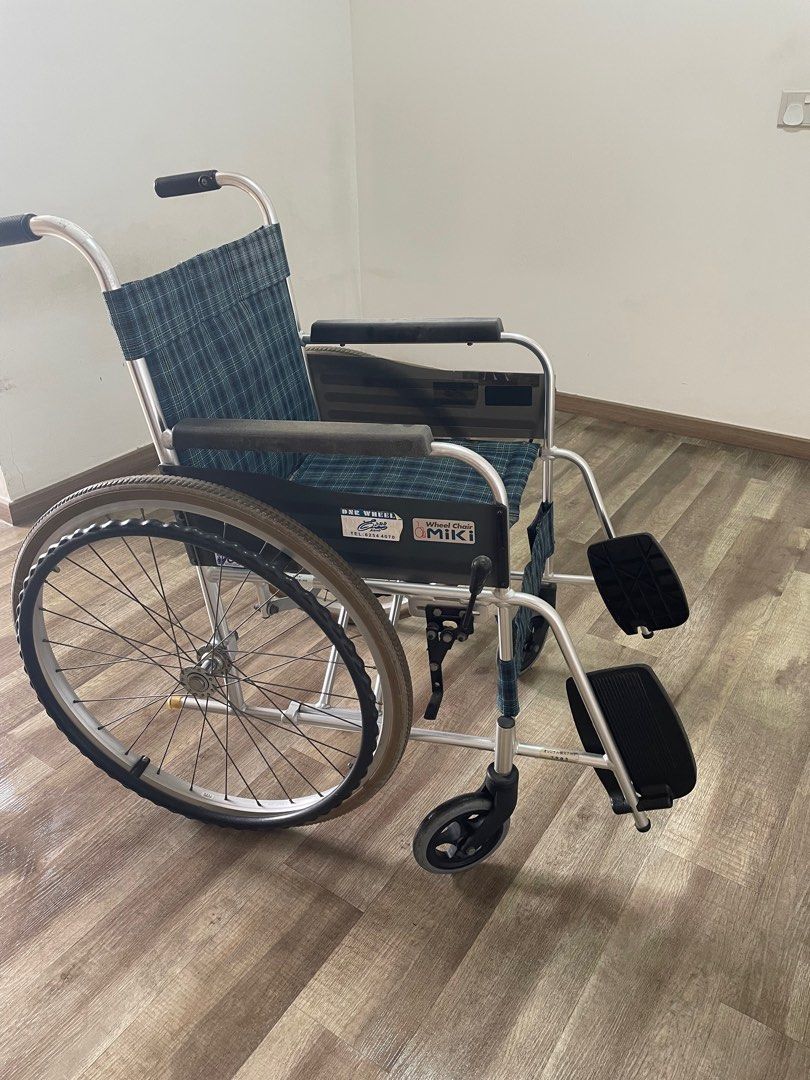Wheelchair for donate, Health & Nutrition, Assistive & Rehabilatory