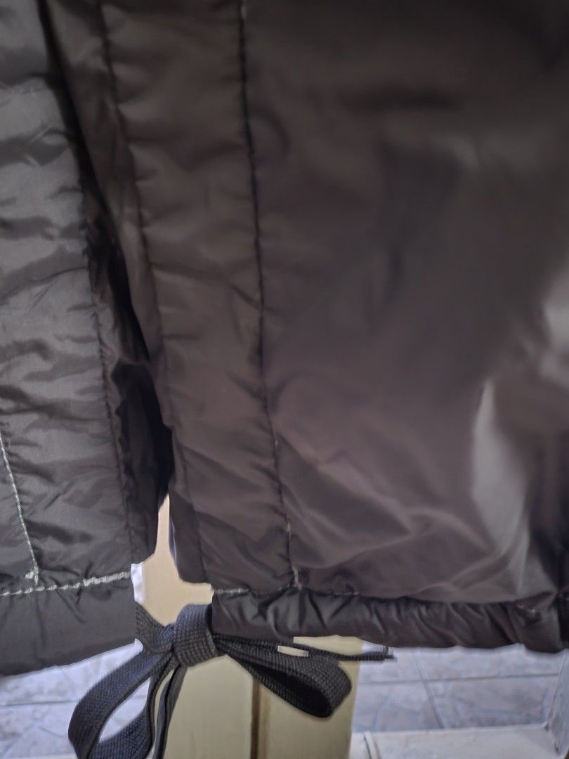 Winter jacket (Category: Coats, Jackets and Outerwear) located in Singapore. Submitted by nineteen51 (Listing ID 1218882339, Image 6). Description: 2026 is the brand. 100% polyester, size 1. self collect..