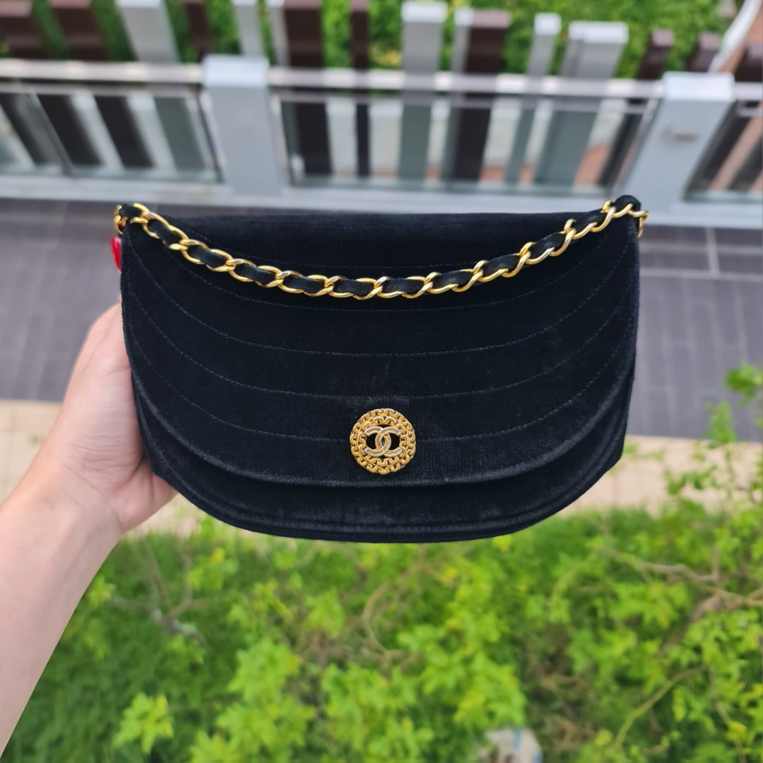 🖤 CHANEL HALF MOON BLACK VINTAGE VELVET FLAP BAG CRESCENT