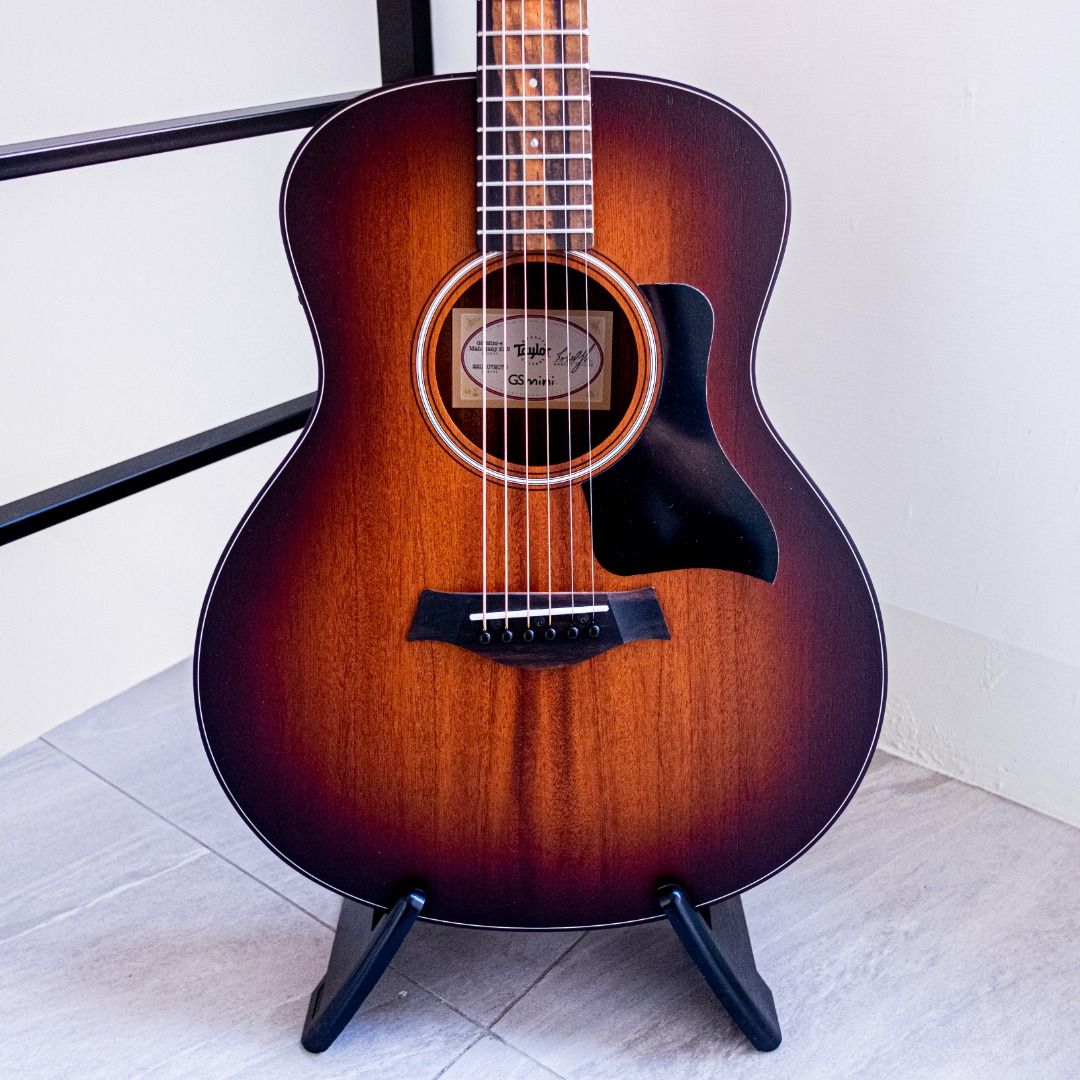 全新Taylor GS Mini-E Mahogany SEB 吉他, 興趣及遊戲, 音樂, 樂器在