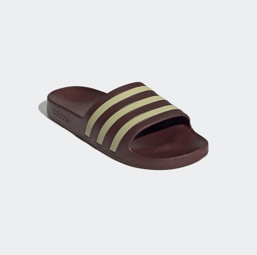 Adidas hotsell burgundy slides