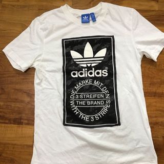 Adidas DIE Marke MIT Den 3 stripes T-shirt