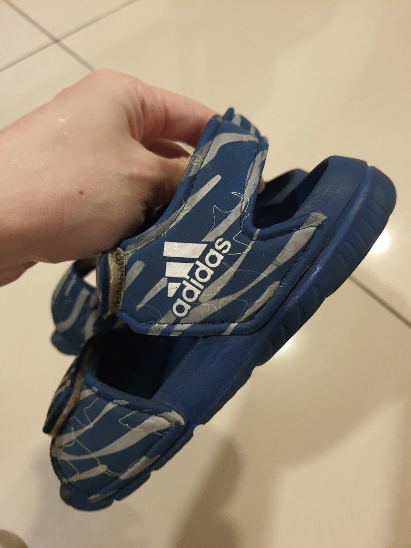 Adidas swim slippers store