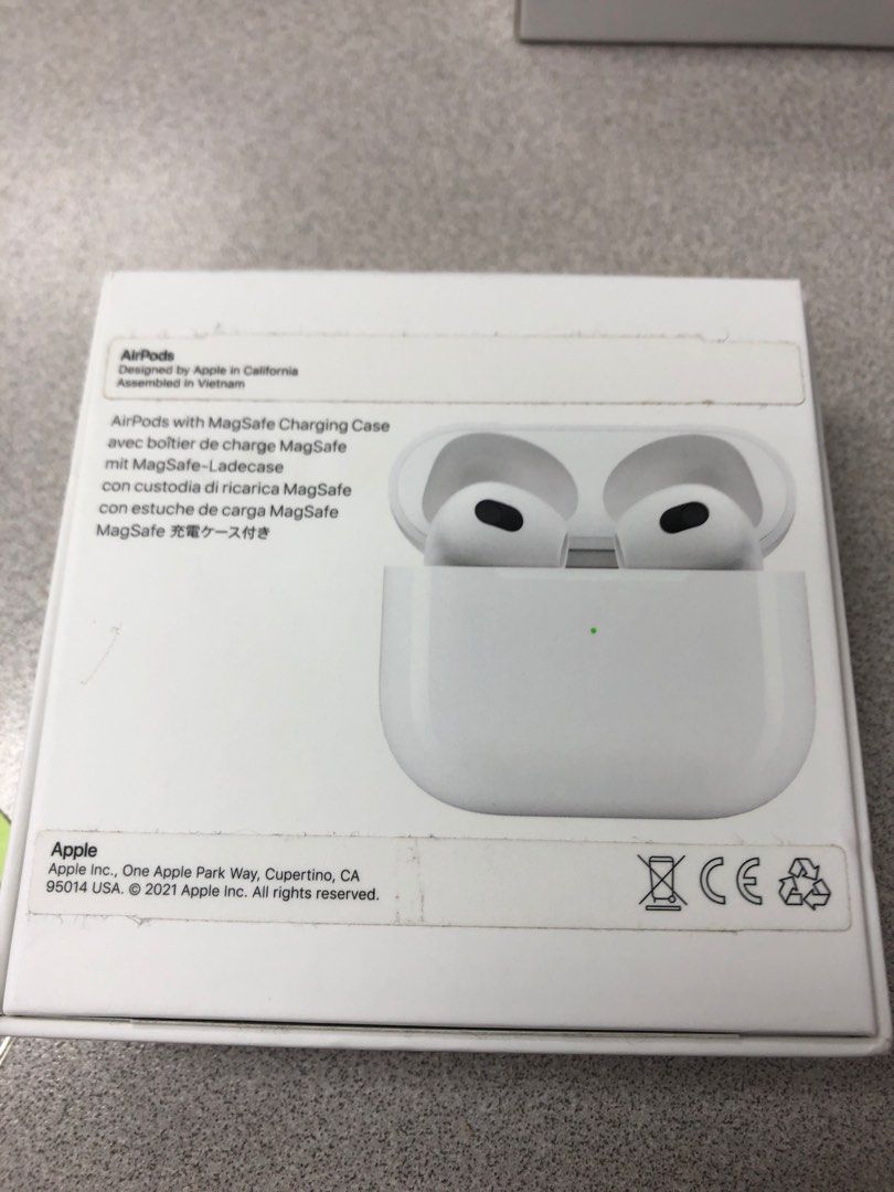 Apple Airpods 2代3代pro 連充電盒with Charging Case, 音響器材, 耳機