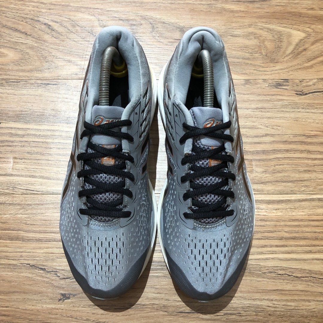 Asics cumulus 21 sales 42