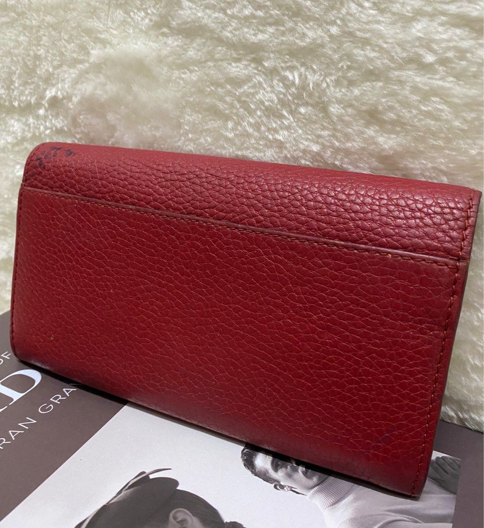Authentic Burberry Long Wallet, Women's Fashion, Bags & Wallets, Purses &  Pouches on Carousell