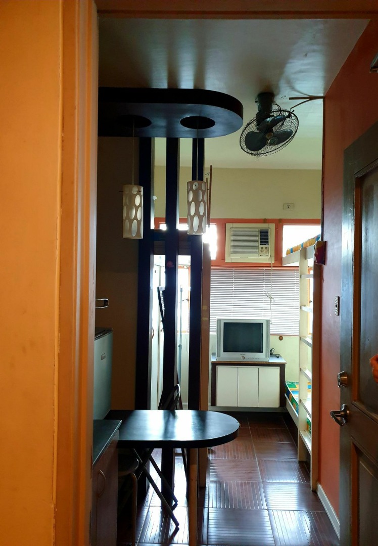 (FullyFurnished) Studio Unit w/ 3 beds Northgate, Filinvest Alabang