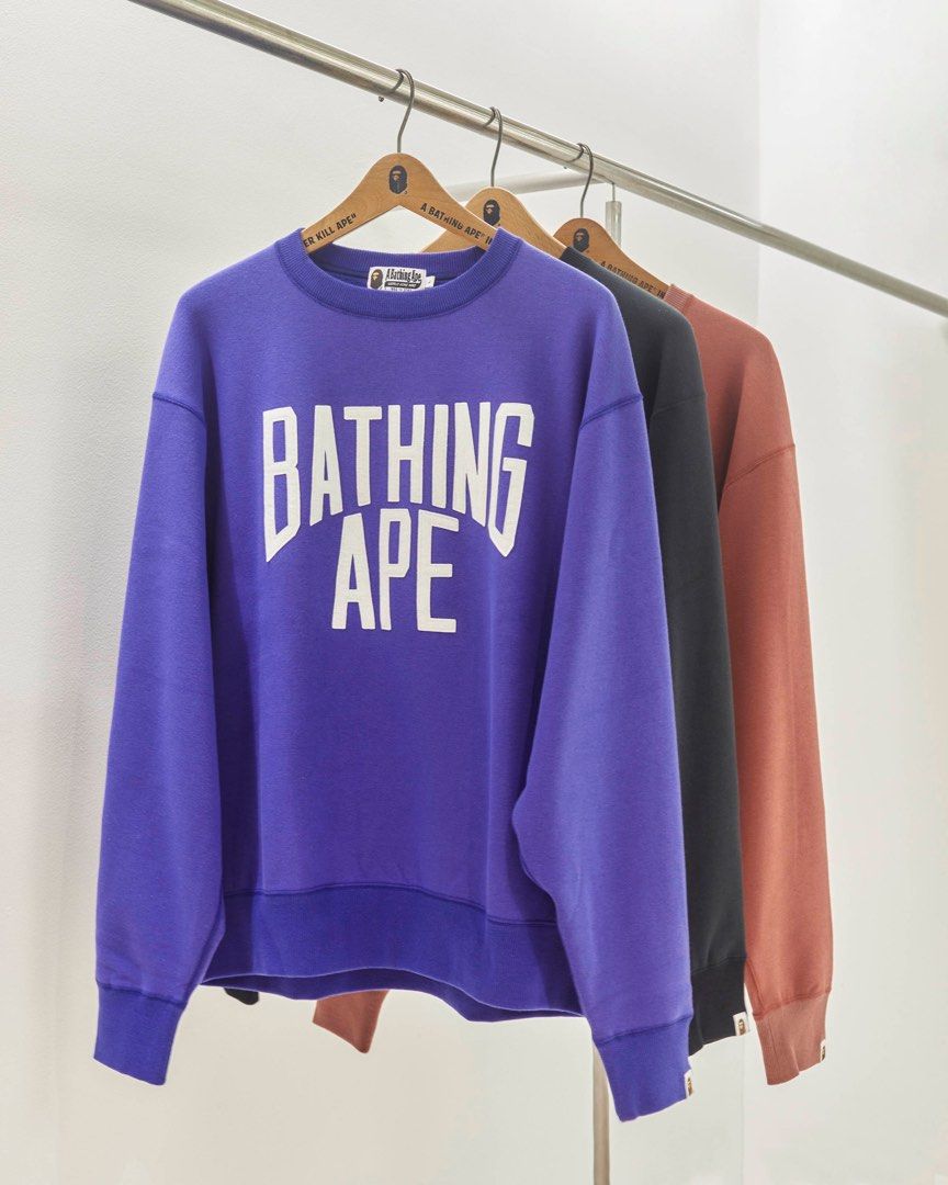 BAPE SMOOTH NYC LOGO RELAXED FIT CREWNECK, Men's Fashion, Tops