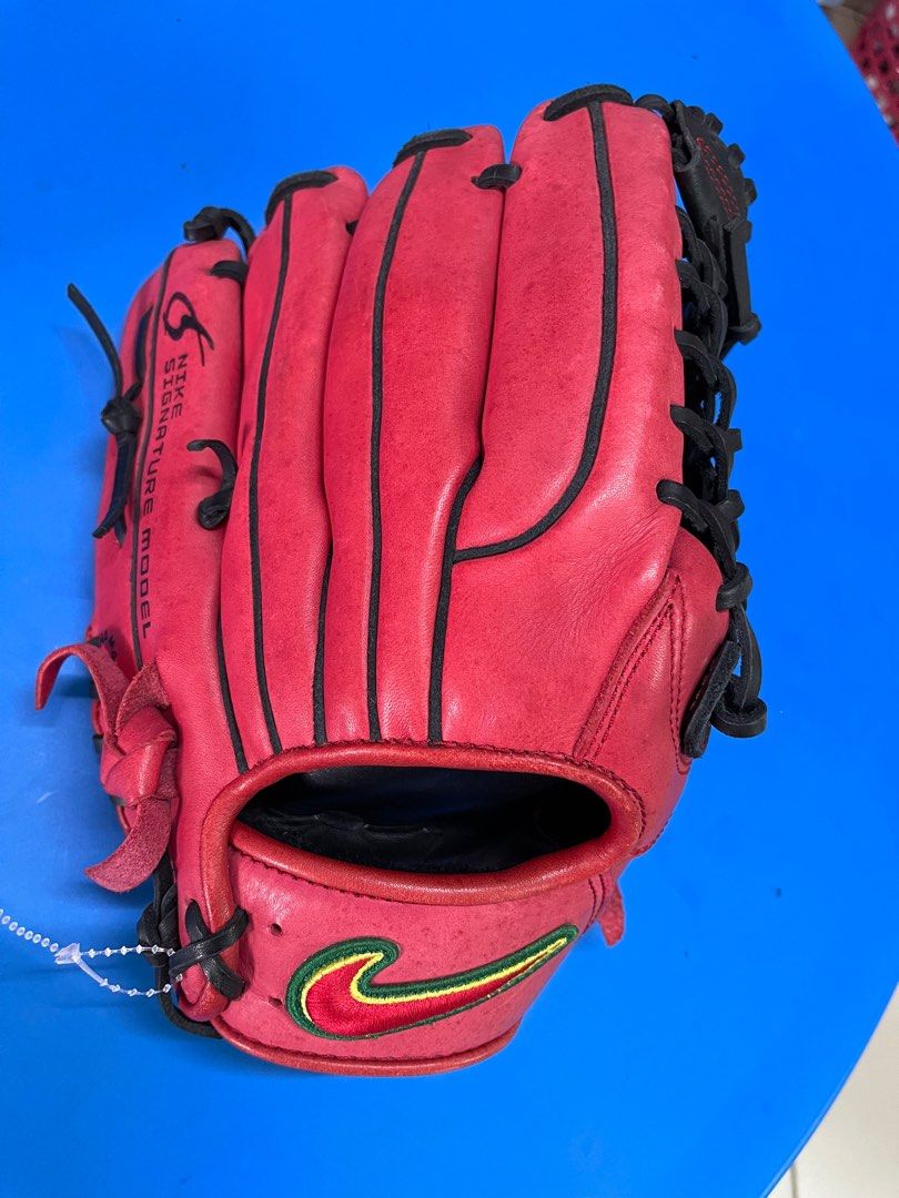 Baseball softball glove nike signature iwamura