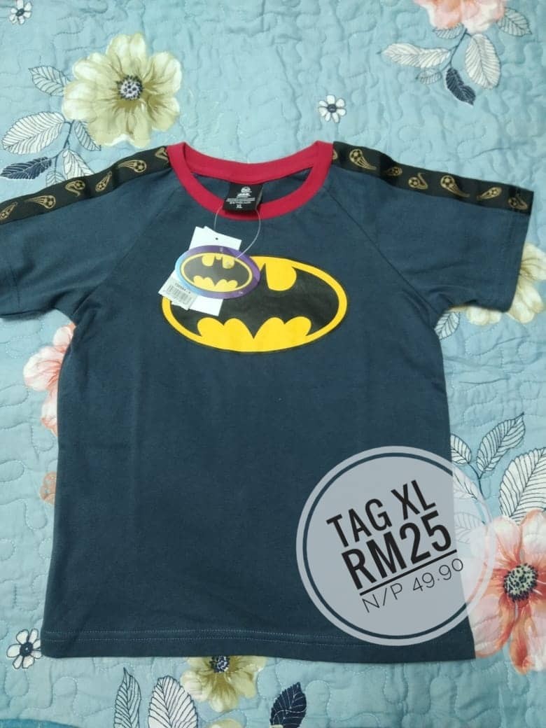 Batman t-shirt, Babies & Kids, Babies & Kids Fashion on Carousell