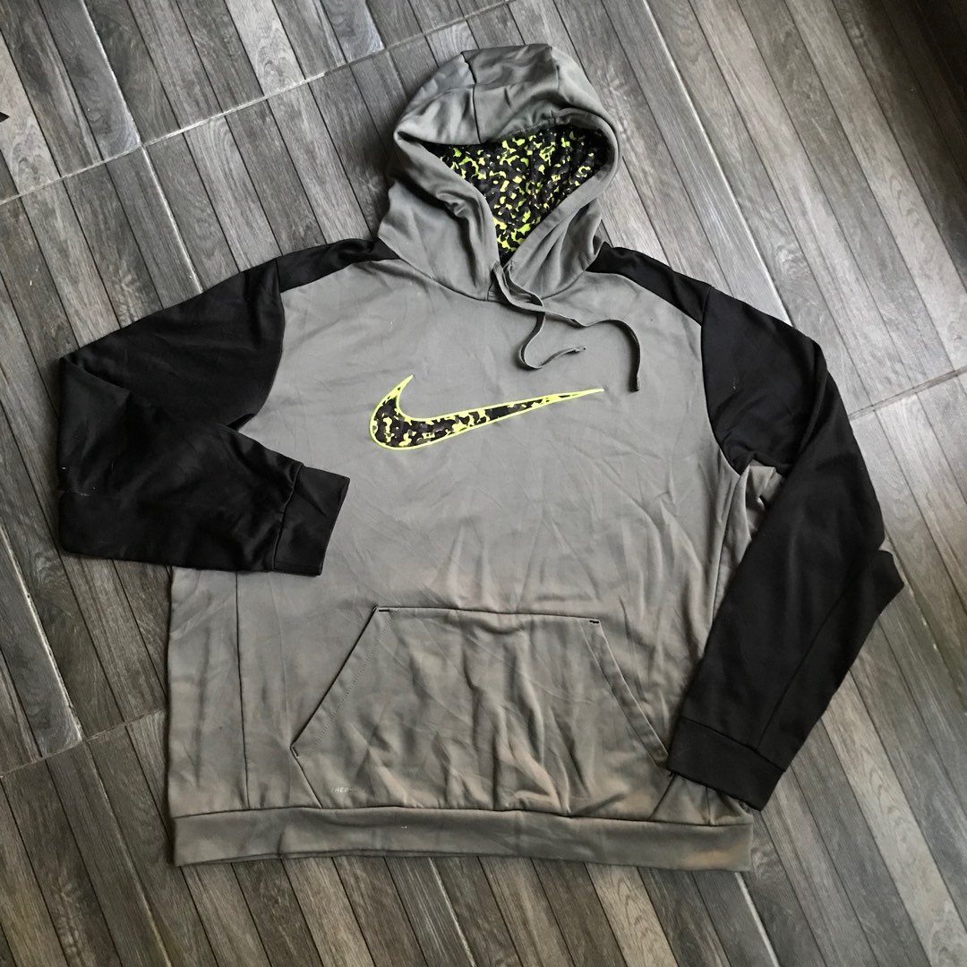 BIG SWOOSH NIKE HOODIE Men s Fashion Coats Jackets and