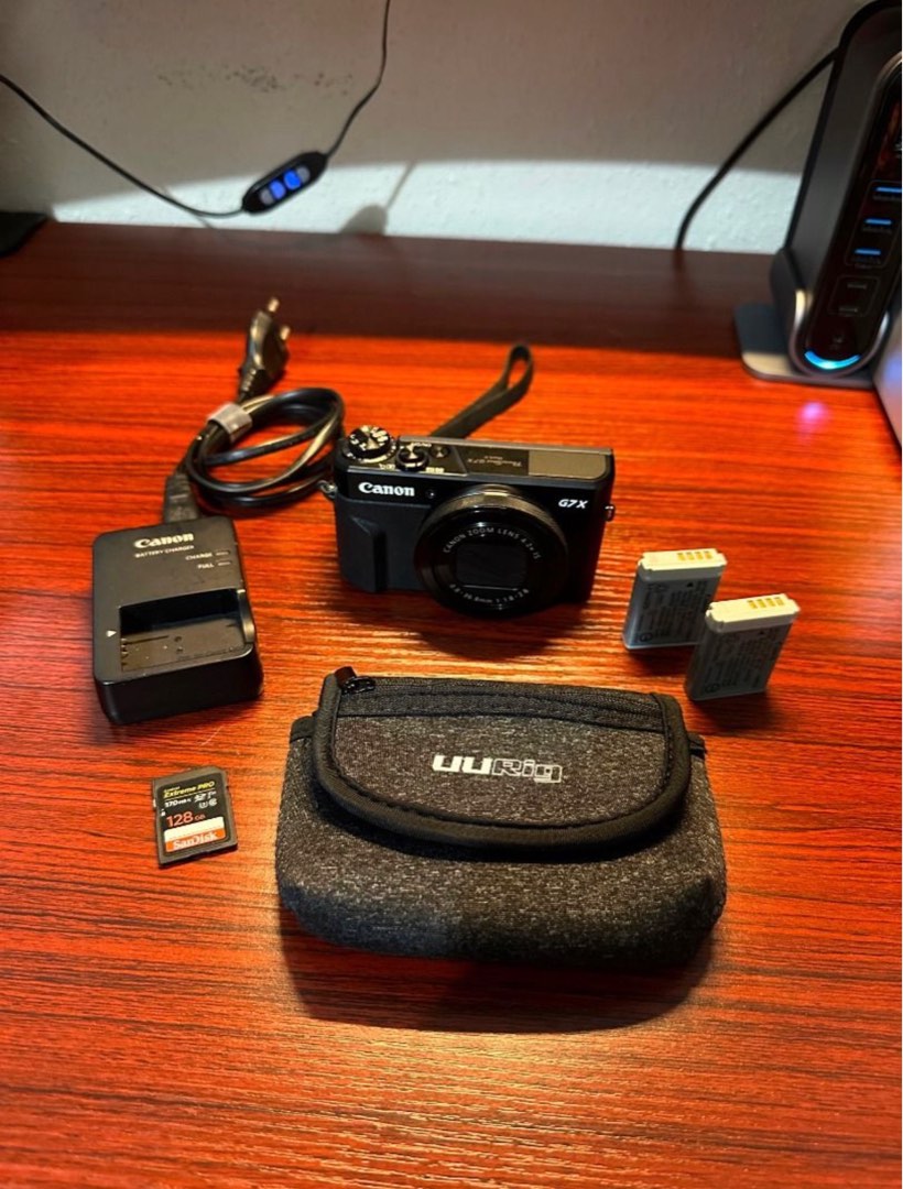 Canon Powershot G7 X Mark II Camera, Photography, Cameras on Carousell