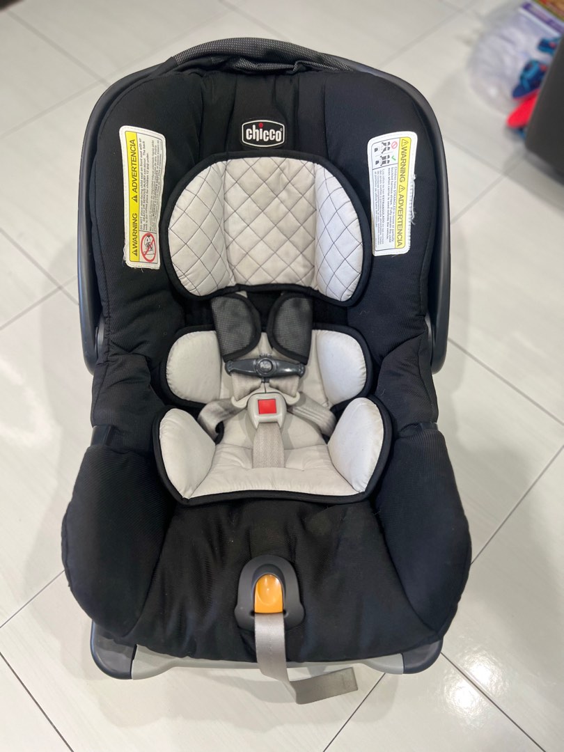 Chicco Keyfit 30 Car Seat With Base, Babies Kids, Going Out, Car Seats