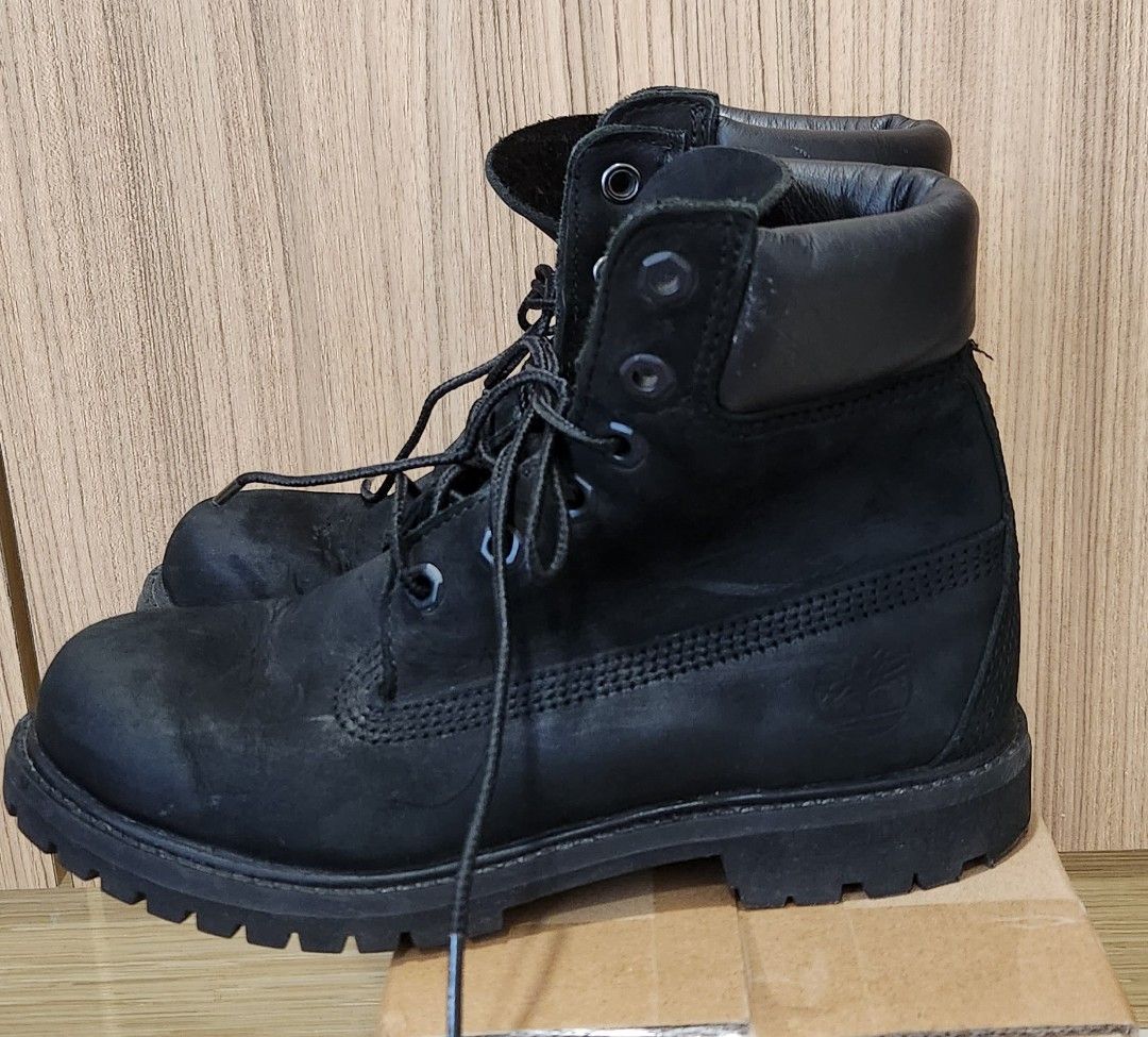 Classic black timberland boots shop
