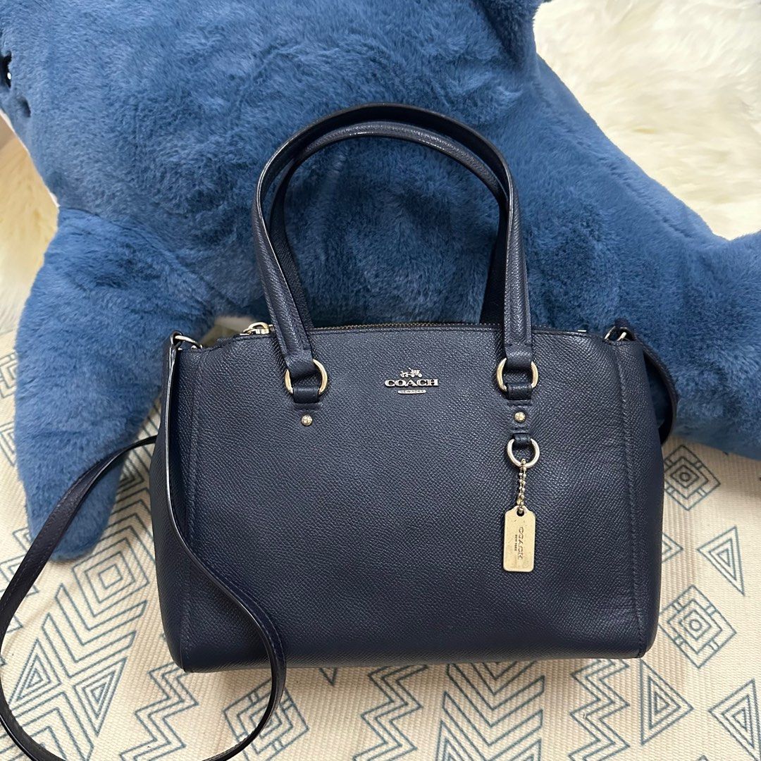 Stanton carryall shop