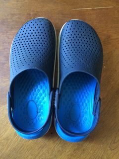 Crocs LiteRide Clogs/Sandals  Size 37-38