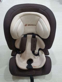 Daiichi baby car seat