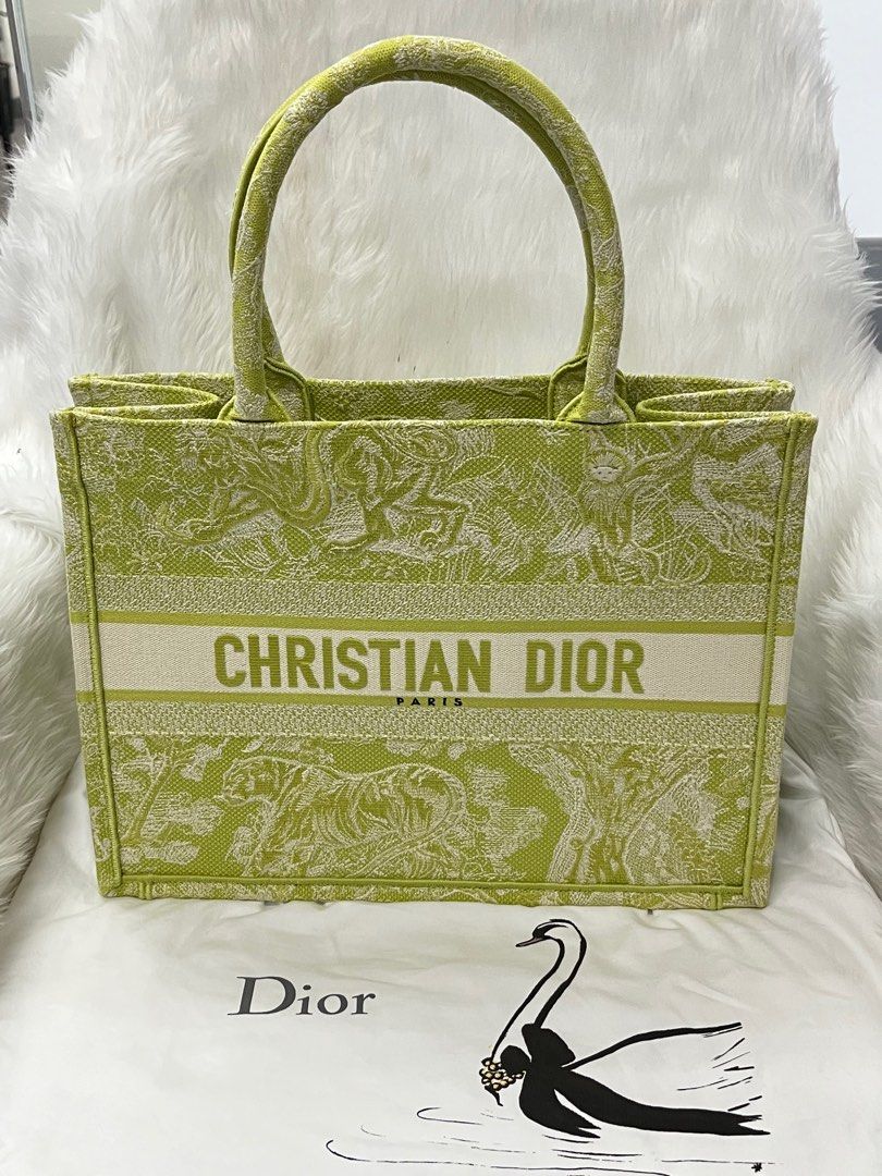 Medium Dior Book Tote Metallic Green Dior Brocart Embroidery 36 x 275 x  165 cm  DIOR HK