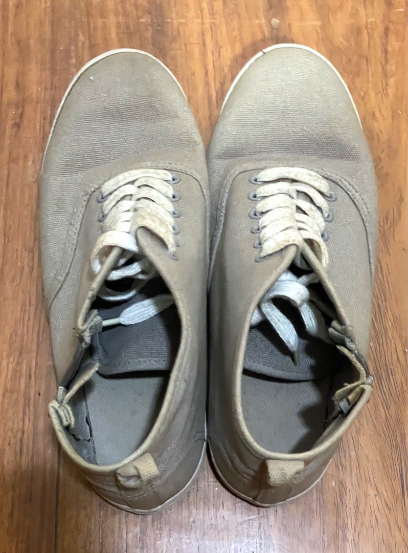 Divided H M Gray Shoes Women s Fashion Footwear Sneakers on Carousell