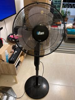 (Category: ) located in . Submitted by bingieee (Listing ID 1219116174, Image 1). Description: .